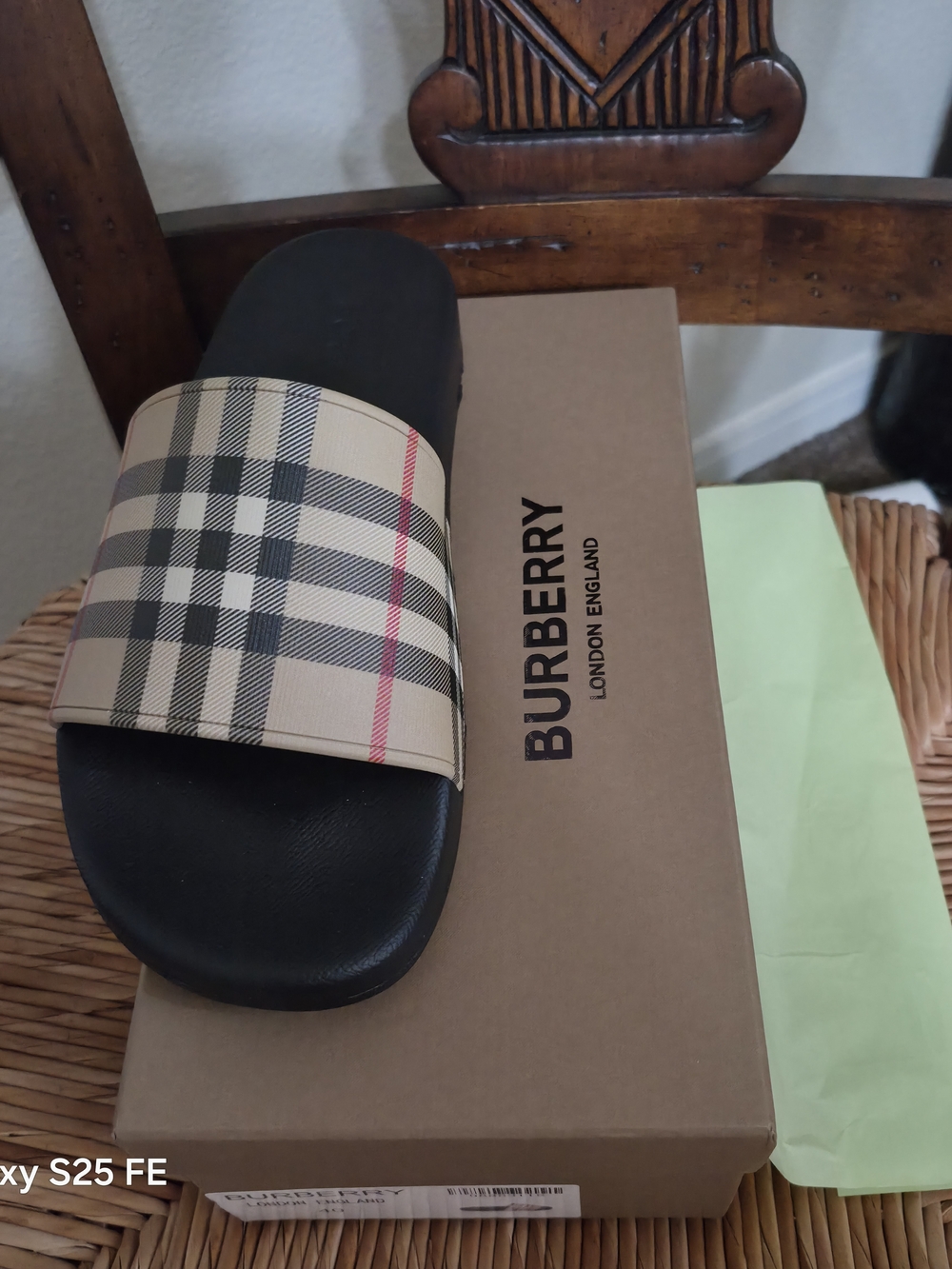 Burberry Mens/Womens Slides Size Europe 40, M7.5, W9 Brand New - Picture 4 of 5